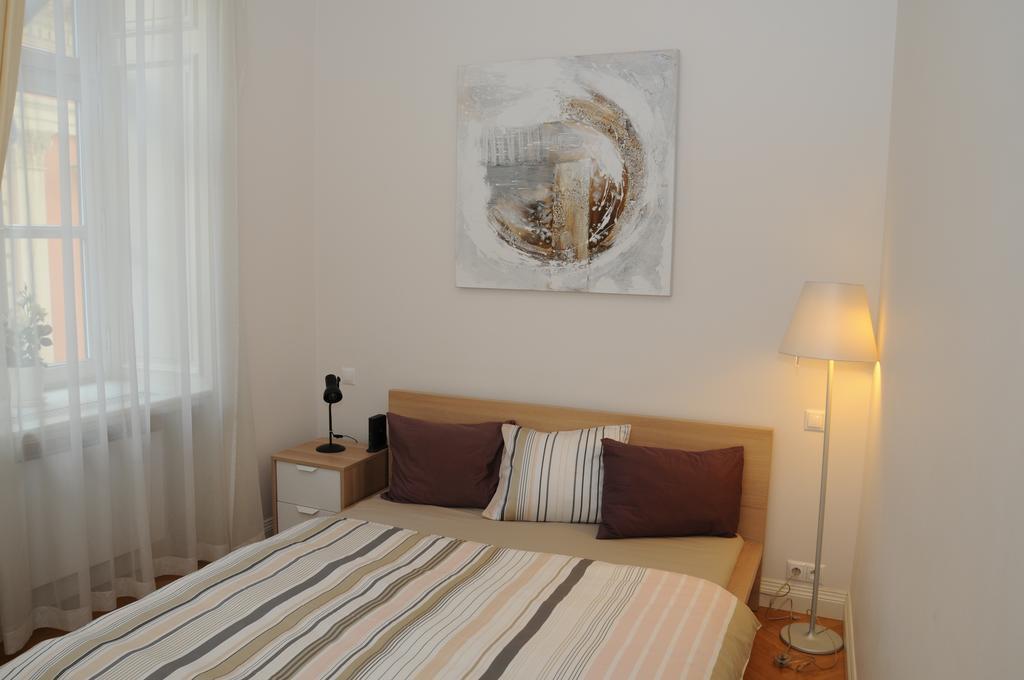 Royal Road Apartment Praga Zewnętrze zdjęcie